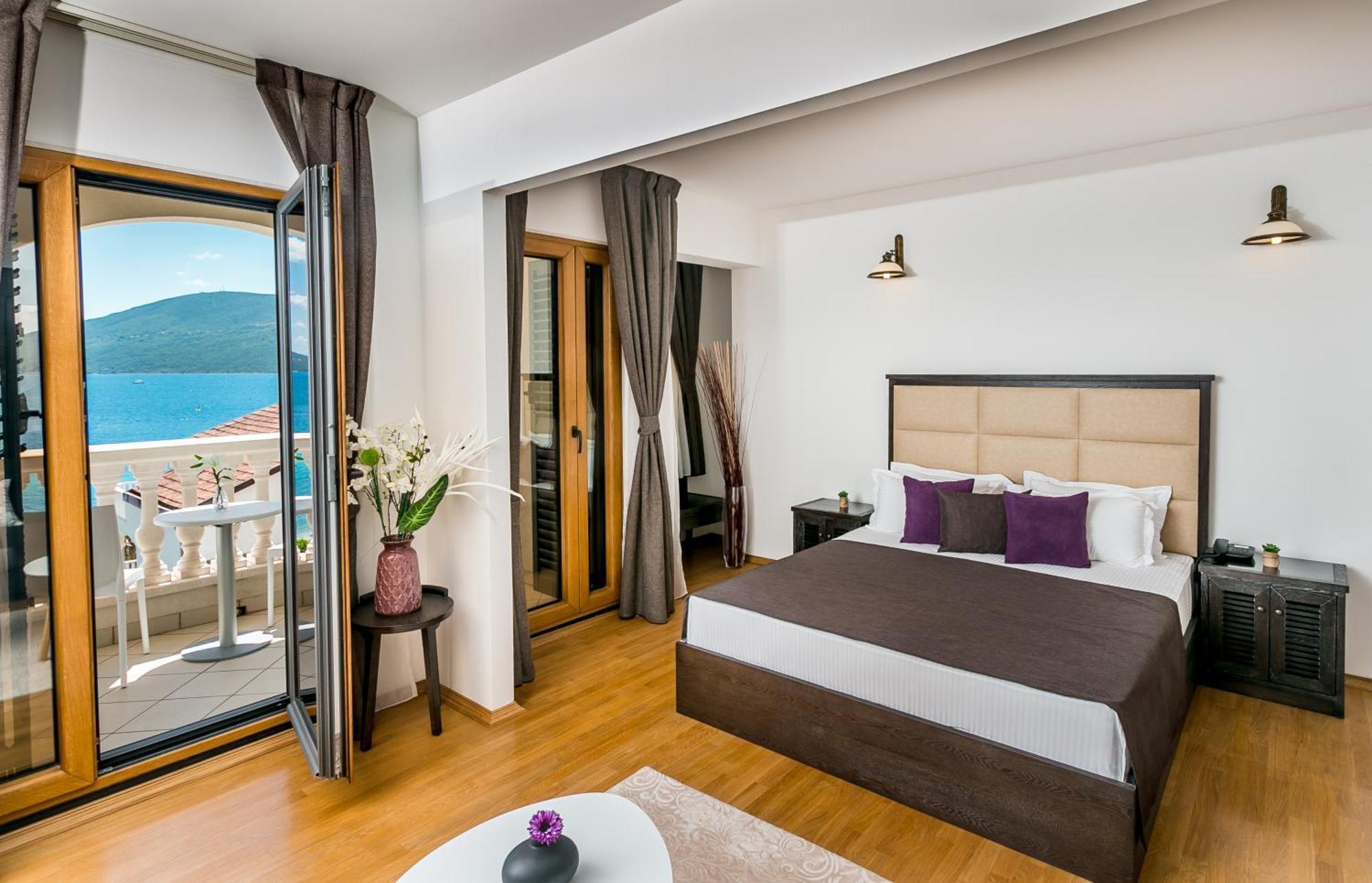 Boutique Hotel Kredo 赫尔采格诺维 外观 照片