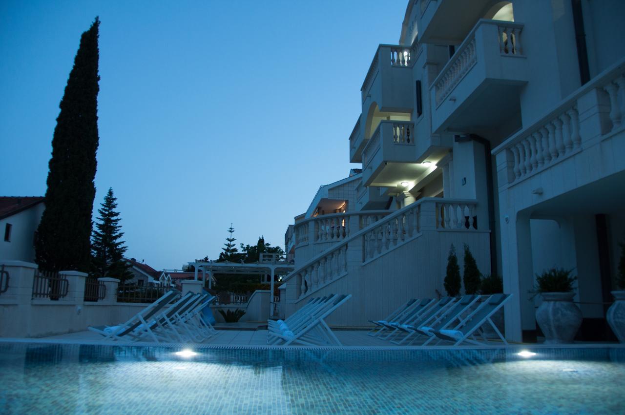 Boutique Hotel Kredo 赫尔采格诺维 外观 照片